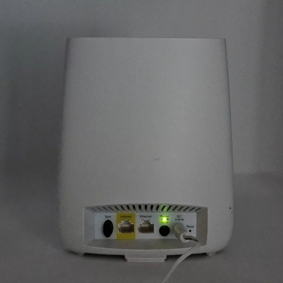 Netgear Orbi Router RBR20 Wifi w/ Power Cord and yellow cable - Picture 3 of 8